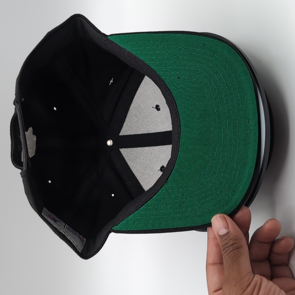 Starter| NWT Vintage NFL Black Los Angeles Raiders Sports Cap Snap Back - Picture 12 of 14